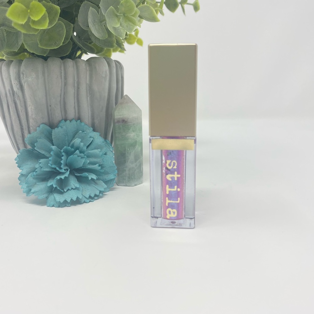 Stila glitter shadow